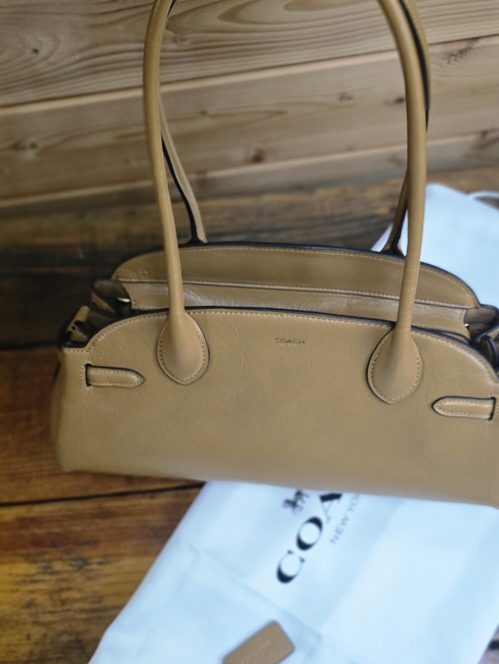 PRICE DROP 2 DAYS ONLY. COACH Empire 34 Is Great Used Condition * - Picture 5 of 13